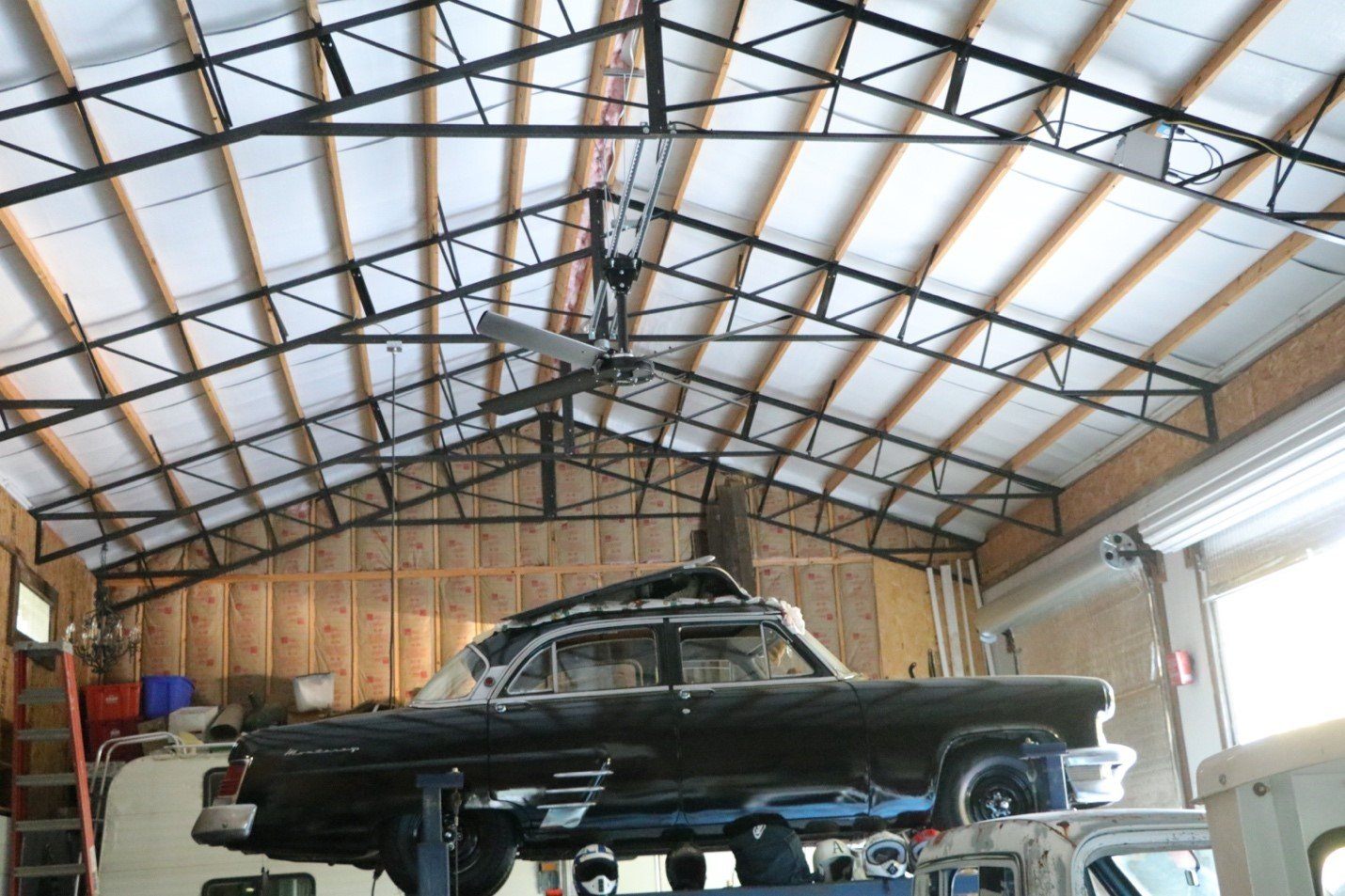 HVLS fan For Nashville Garage Hunter Industrial